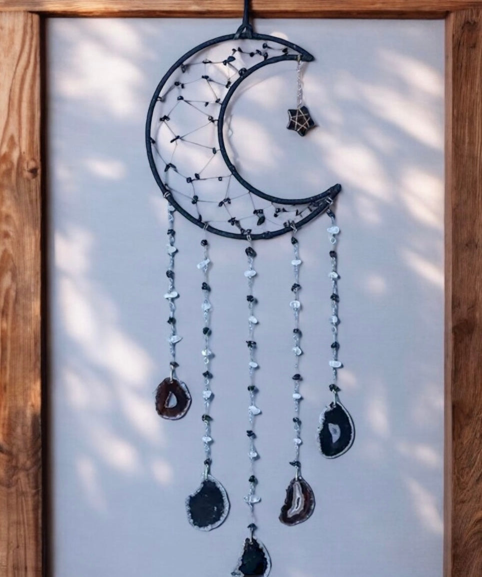Lune con fette di Agata e cristalli