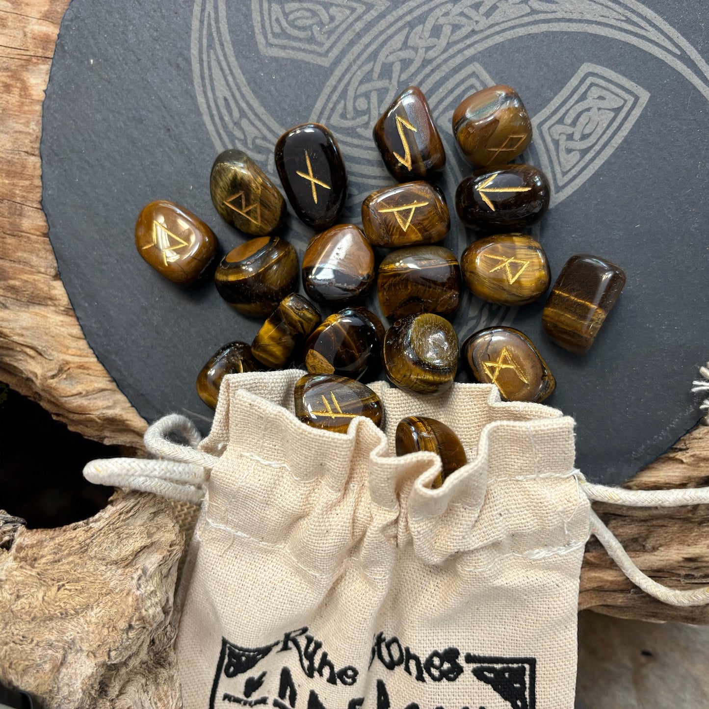 Rune in pietra semi preziosa